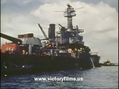 Starboard side stern again the nice blue stacks looks like the boat crane has some blue also