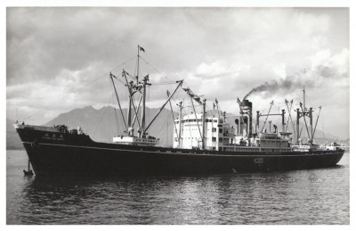 S.S. Kyoritsu Maru (ii), � A. Duncan; livery unknown (could be a version of Mitsui Senpaku Kaisha's livery).