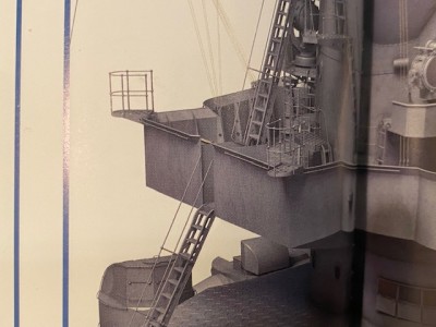 My reference photos show these rounded platforms mounted with their �floors� at the railing level, instead of at the same level as the deck, as the instructions from Pontos say.  I tried to recreate that.