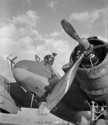 Beaufighter Mk I NF with AI Mk IV Radar.jpg