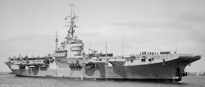 R62-HMS-Glory-02.jpg