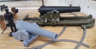 IX inch Dahlgren on a Marsilly carriage along side the 10" shell gun pivot mount