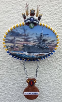 Does not look too bad, but is only meant to make you smile, helping to remember the daft things you did, not really a model Ship, just a glimpse and play of the mid.