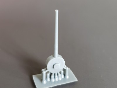 Model Monkey 1-200 Fletcher-class 5in38 Mounts Round Bridge early h.jpg