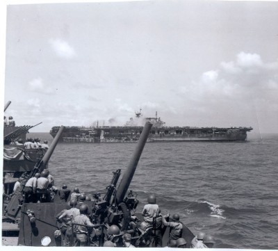 Hornet_from_cruiser-744.jpg