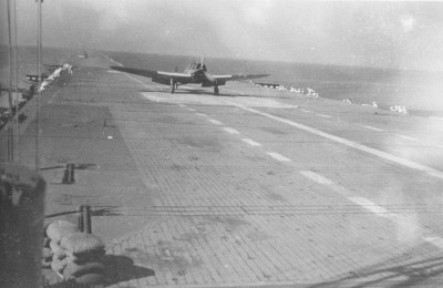 Shokaku landing B5N2, March 18, 1943 small.jpg
