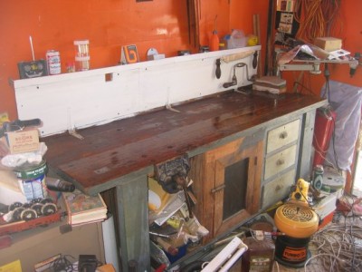 desk oiled Nov 10.jpg