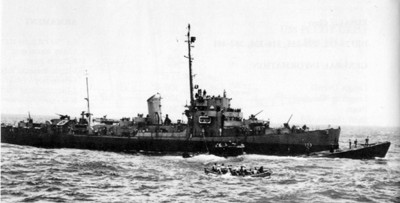 Here's the DE with the U-505 again in the foreground. Pillsbury was an Edsall Class DE and is in MS22 scheme, circa 1944. Note her whaleboat.