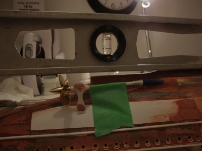 i pulled it down a bit ,when it is premenently mounted struts will be counter sunk into the hull