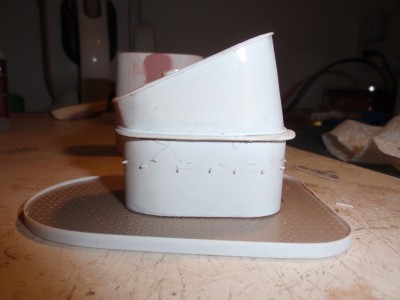 this shows the styrene rod used to mount the hand holds,there are 80 of them on the funnel 1 ring on the upper  and 3 on the lower.