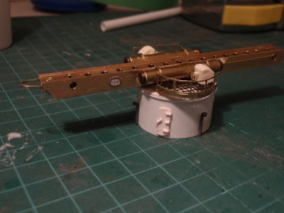on some pics and plans the platform show one side sqaure and one side round,others show both sides sqaure