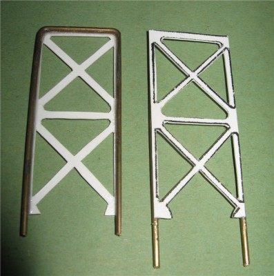 The lattice work supports are reinforced on their reverse.