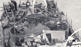 USS Herrmann Fantail 1945.jpg