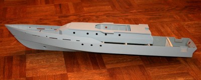 Hull, cabin, roof-- all coming along nicely