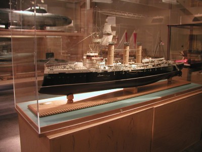 Vancouver HMS Kent 02s.jpg