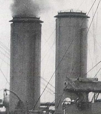 Mikasa 1905 - Funnel Crop<br />SRC: Wikipedia