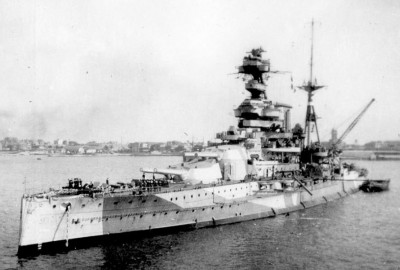 HMS_Barham_Image_portside_cropped.jpg