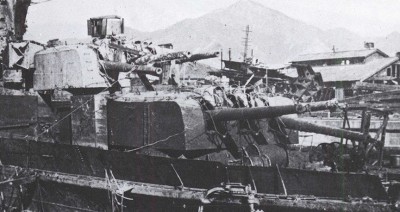 Oyodo in drydock for salvage crop 2a.jpg